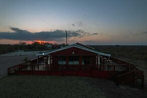 Zebra Hilltop Lodge
