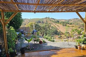 Cabin Sleeps 2 With Enclosed Garden
