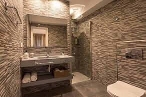 Room Boutique 32