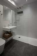 Room Boutique 32