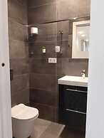 Room Boutique 32