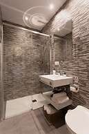 Room Boutique 32
