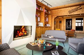 Modern Twin Room With Ski Facilities