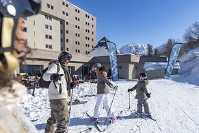 Modern Twin Room With Ski Facilities
