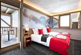 Modern Twin Room With Ski Facilities
