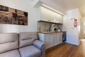 White Angels by Portas do Sol Apartments