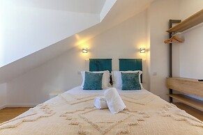 White Angels by Portas do Sol Apartments