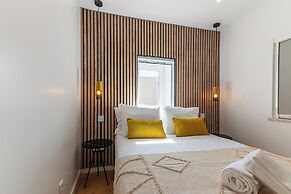 White Angels by Portas do Sol Apartments