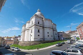 White Angels by Portas do Sol Apartments