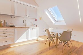 White Angels by Portas do Sol Apartments