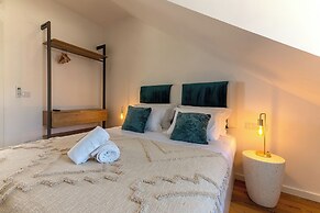White Angels by Portas do Sol Apartments
