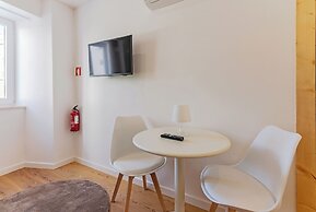 White Angels by Portas do Sol Apartments