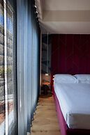Octantis Signature Rooms