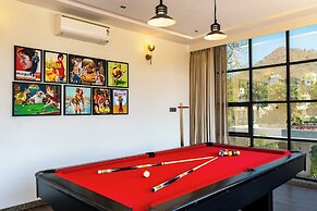 ELIVAAS Prive Mountain Creek 1 Luxe Room