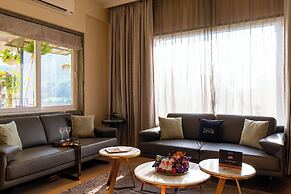 ELIVAAS Prive Mountain Creek 1 Luxe Room