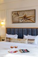 ELIVAAS Prive Mountain Creek 1 Luxe Room