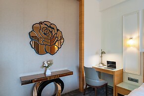 ELIVAAS Prive Mountain Creek 1 Luxe Room