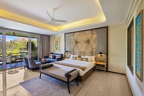 ELIVAAS Prive Mountain Creek 1 Luxe Room