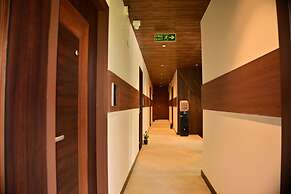 Earth Hotels Hebbal