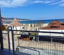Largo Beach Hotel