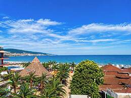 Largo Beach Hotel