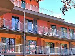 Largo Beach Hotel