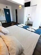 Largo Beach Hotel
