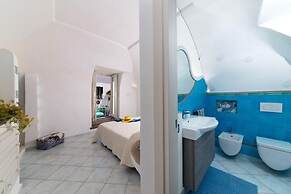 Fantasy House Suites