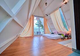 Cucuu Nest Conoor by VOYE HOMES