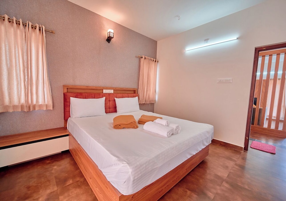 Cucuu Nest Conoor by VOYE HOMES