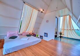 Cucuu Nest Conoor by VOYE HOMES