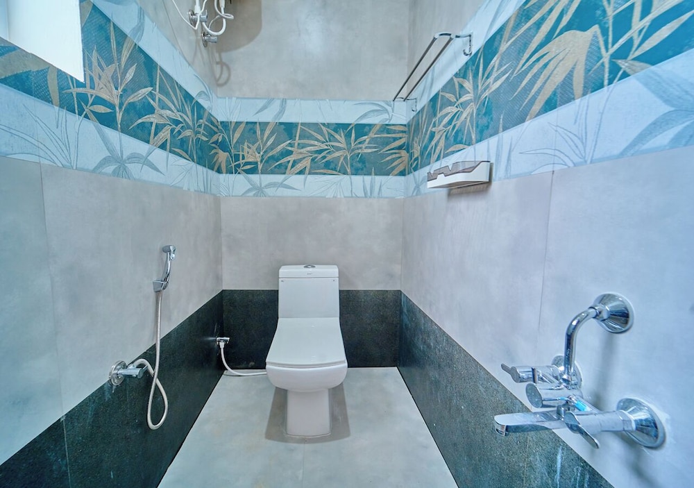 Cucuu Nest Conoor by VOYE HOMES