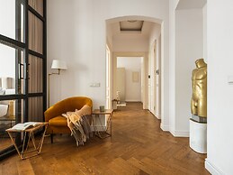 The Gallery Suites by Fragola Collection
