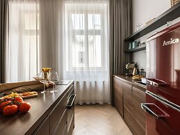 The Gallery Suites by Fragola Collection