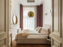 The Gallery Suites by Fragola Collection