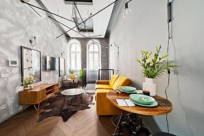 The Gallery Suites by Fragola Collection