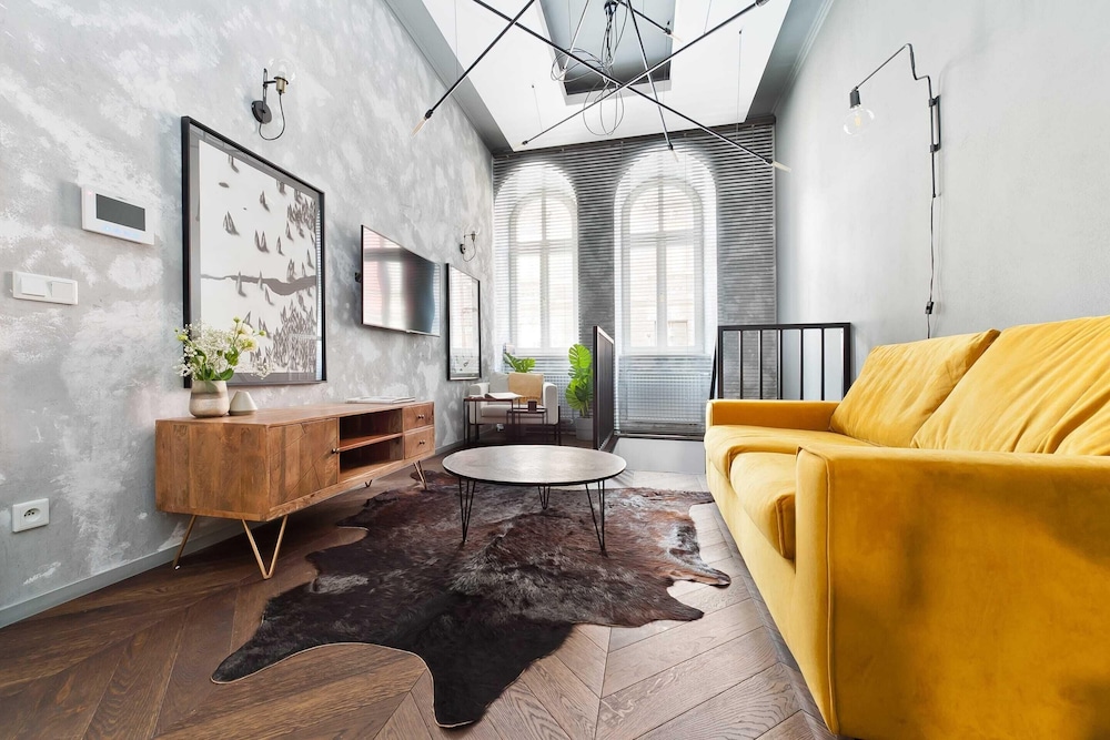 The Gallery Suites by Fragola Collection