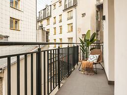 The Gallery Suites by Fragola Collection