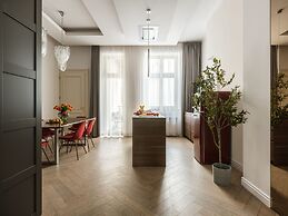 The Gallery Suites by Fragola Collection