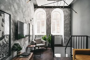 The Gallery Suites by Fragola Collection