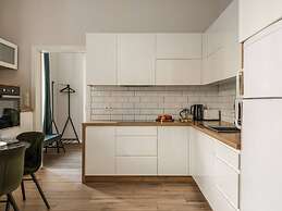 Bohemian Suites by Fragola Apartments