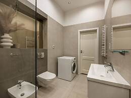 Bohemian Suites by Fragola Apartments