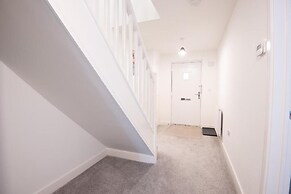Neptune House by Guestz