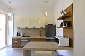 Perfect Holiday Apartment With Pool