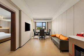 Ramada Encore By Wyndham Kunming South Station