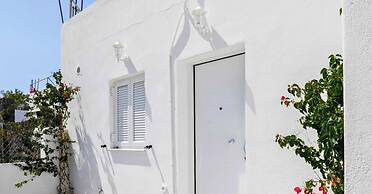 Black Sand Santorini Studio