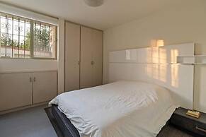 Quiet and Cozy Home with Great Location