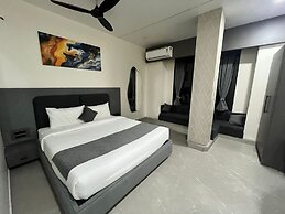 Hotel Ace Inn
