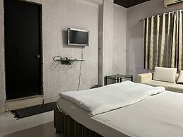 Hotel Ace Inn