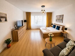 Metropole Apartments Prime One